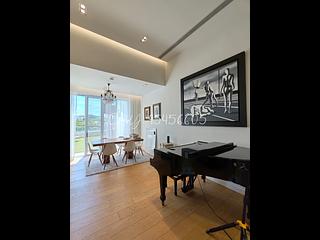 Chung Hom Kok - 33, Cape Road 03