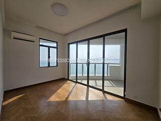 Pok Fu Lam - Pine Court 08