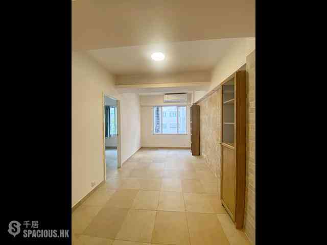 Happy Valley - Evone Court 01
