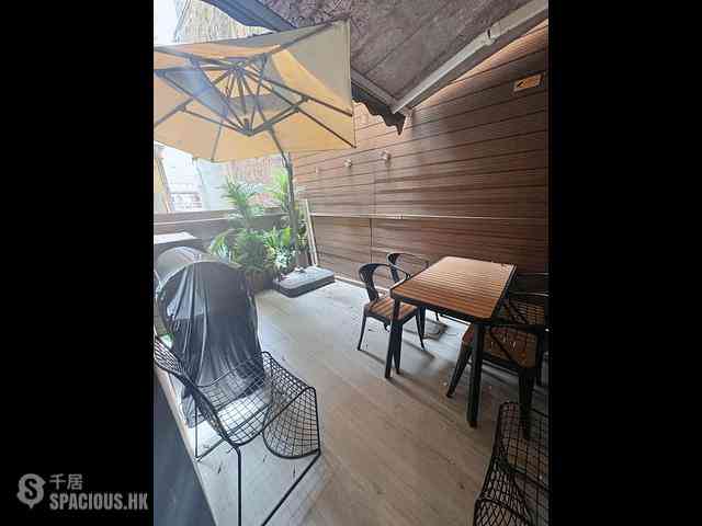 Wan Chai - Kiu Hong Mansion 03