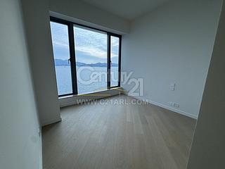 Ap Lei Chau - The Corniche Tower 1 02