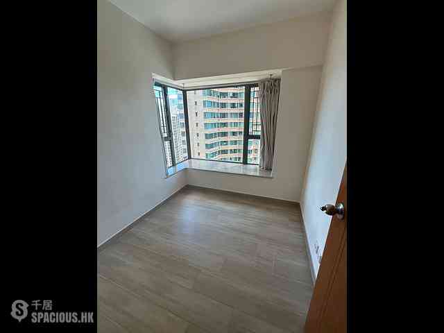 Tai Kok Tsui - Park Avenue Central Park Block 3 06