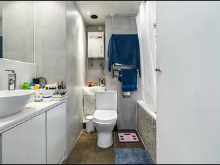 Mid Levels Central - Ying Fai Court 06