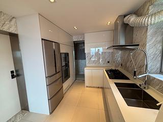 Repulse Bay - The Brentwood 10