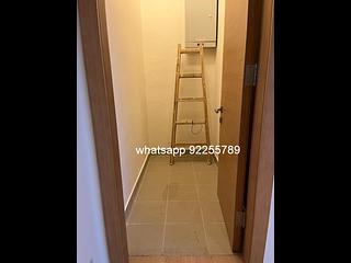 Mid Levels Central - Arezzo 11
