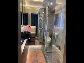 Mid Levels Central - The Grand Panorama Block 2 03