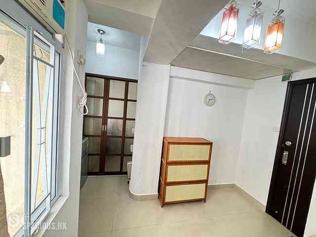Wan Chai - Glory House 03