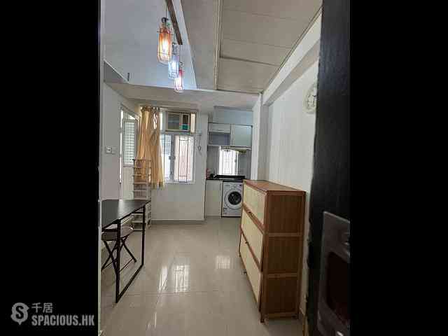 Wan Chai - Glory House 05