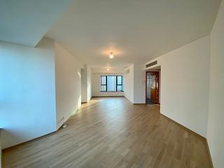 Mid Levels West - 80 Robinson Road 03