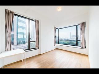 Wan Chai - The Gloucester 06
