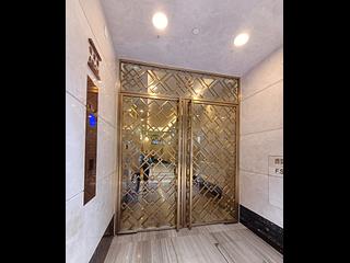 Wan Chai - Yue King Building 13