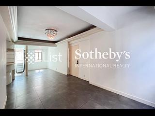 Mid Levels Central - Merry Court 03
