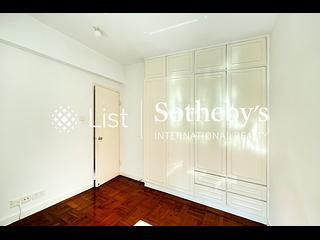 Mid Levels Central - Merry Court 05
