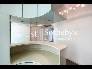 Mid Levels Central - Merry Court 10