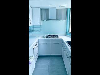 Kennedy Town - University Heights 10