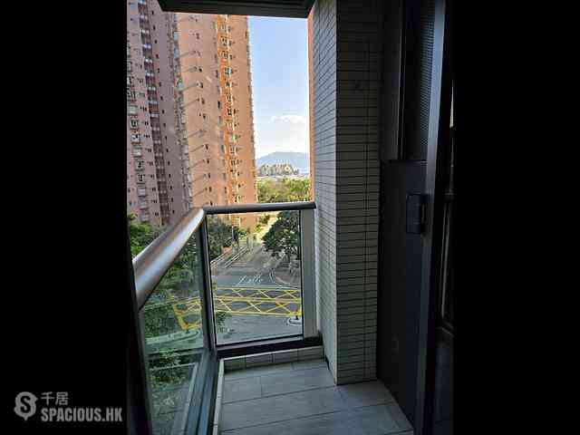 Gold Coast / So Kwun Wat - The Royale Phase 2 Starfront Royale Tower 2 10