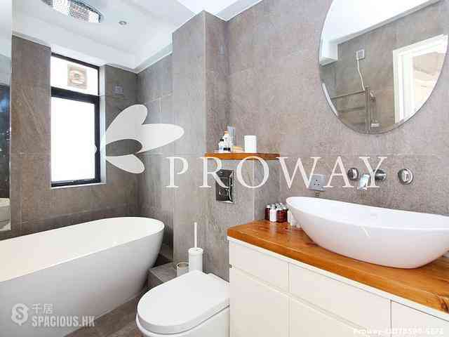 Soho - 52, Elgin Street 11