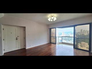 Stubbs Road - Nicholson Tower 02