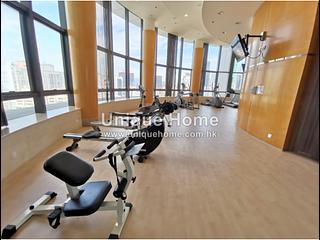 Mid Levels West - 80 Robinson Road 15