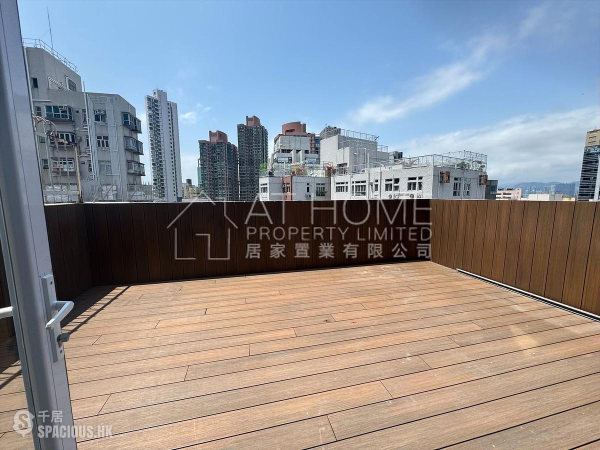 Sheung Wan - Lascar Court 01