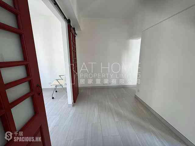 Sheung Wan - Hang Cheong Tai Building 04