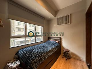 Sai Ying Pun - Yin Tak Building 08