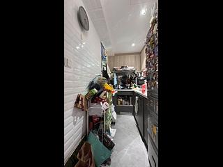 Kennedy Town - The Merton Tower 1 07