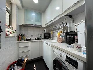 Kennedy Town - The Merton 05