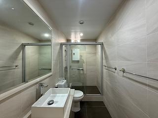 Mid Levels Central - Robinson Garden Apartments 04
