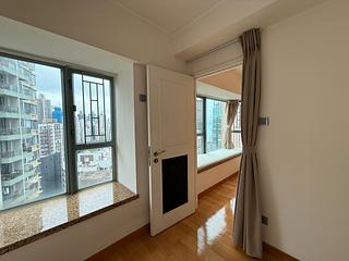Sheung Wan - Queen's Terrace Block 2 08