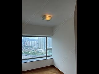 West Kowloon - Sorrento 06