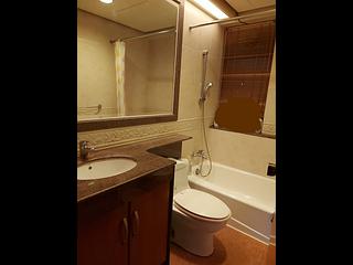 Mid Levels Central - Hillsborough Court 05