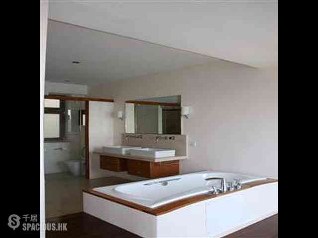 Clear Water Bay - Silverstrand Garden 07