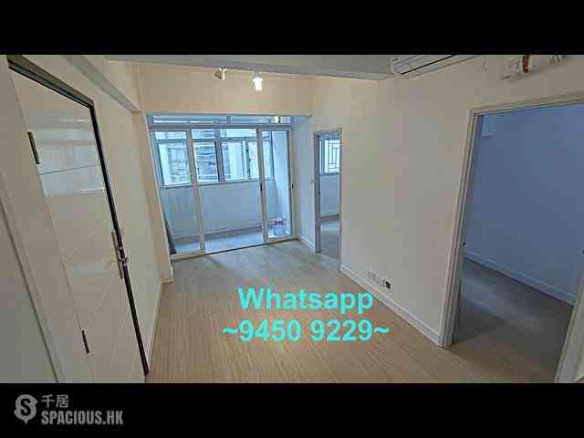 Sheung Wan - 242-244A, Queen's Road Central 02