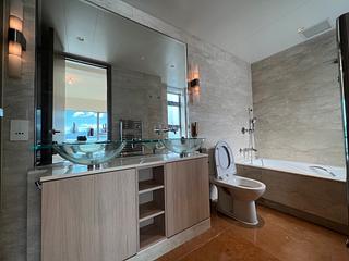 Cyberport - Residence Bel-Air Phase 2 South Tower 11