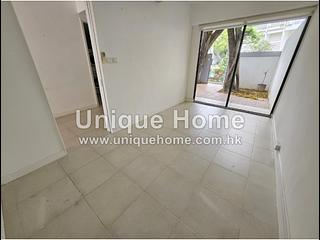 Repulse Bay - Burnside Estate 13