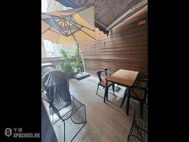 Wan Chai - Kiu Hong Mansion 04