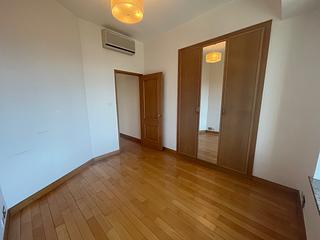 Mid Levels Central - Fairlane Tower 11