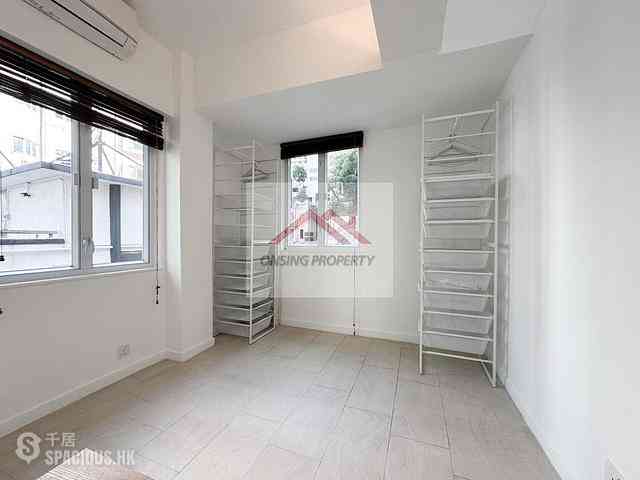 Wan Chai - Sau Wah Court 06