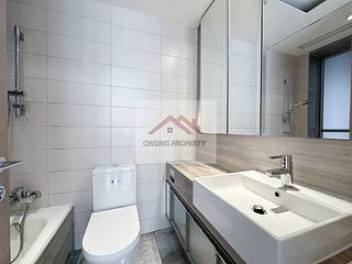 Sai Ying Pun - Island Crest 04