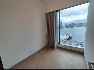 North Point - Victoria Harbour Phase 1B Tower 3 04