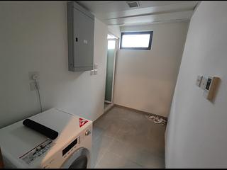North Point - Victoria Harbour Phase 1B Tower 3 08