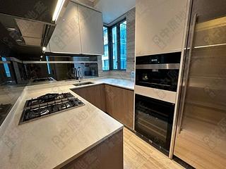 Wong Chuk Hang - The Southside Phase 1 Southland Tower 1B 08