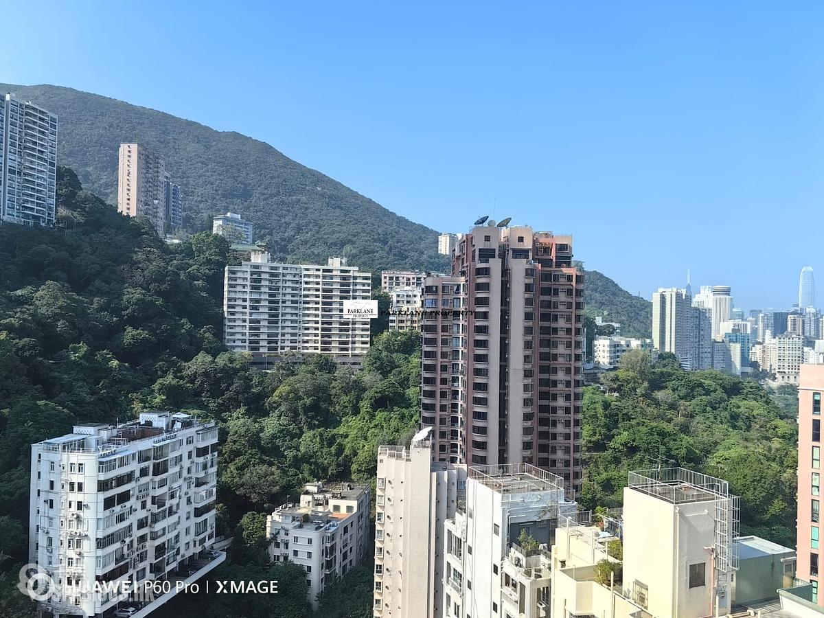 Happy Valley - The Altitude 01