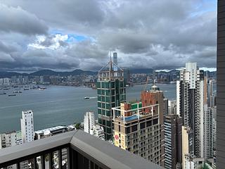 Sai Ying Pun - Island Crest Block 2 05