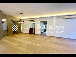 Mid Levels Central - Wealthy Heights 04