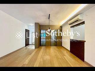 Mid Levels Central - Wealthy Heights 05