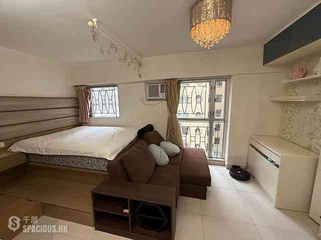 Wan Chai - Richland Court 01