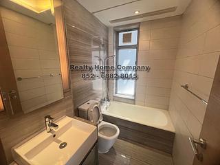 Sai Ying Pun - Island Crest Block 1 05