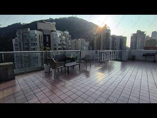 Mid Levels Central - The Grand Panorama Block 2 04